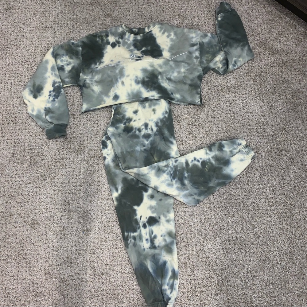 By Egreis Tie Dye Green Set